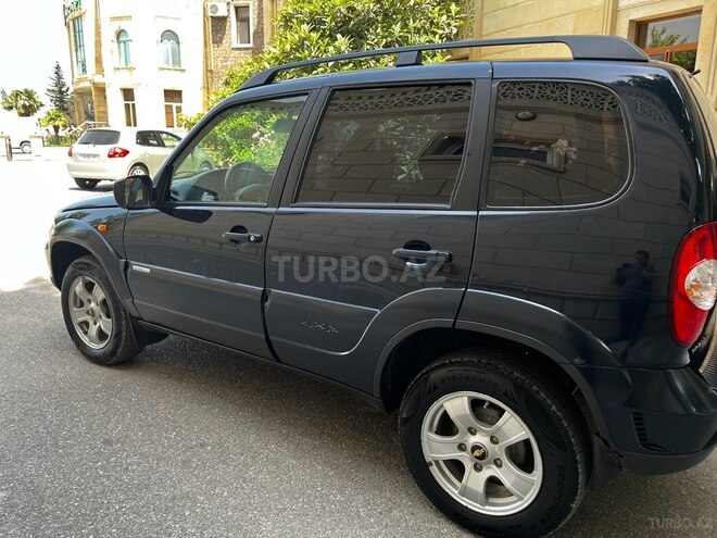 Chevrolet Niva 2010, 255,500 km - 1.7 л - Bakı