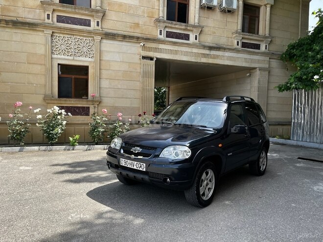 Chevrolet Niva 2010, 255,500 km - 1.7 л - Bakı