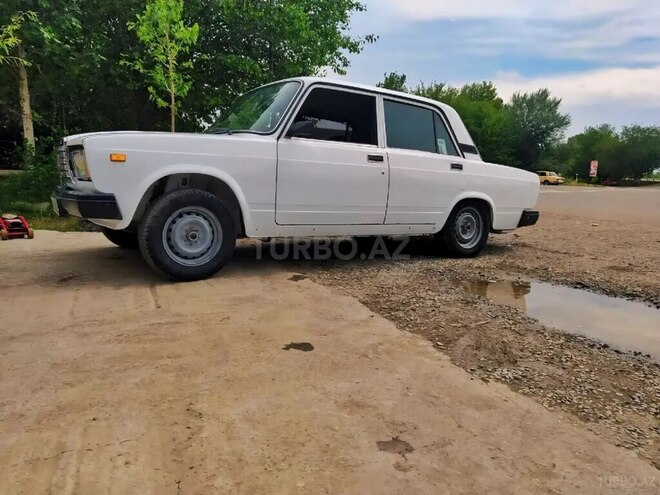 LADA (VAZ) 2107 2006, 91,000 km - 1.6 л - Goranboy
