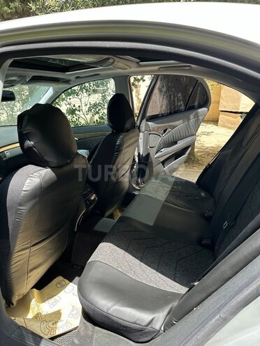 Mercedes E 270 2003, 553,000 km - 2.7 l - Bakı