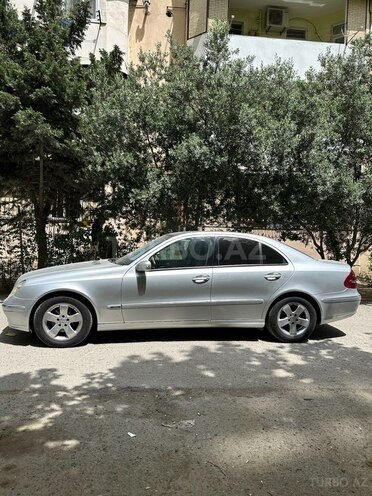 Mercedes E 270 2003, 553,000 km - 2.7 l - Bakı