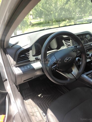 Hyundai Elantra 2019, 83,000 km - 2.0 l - Bakı