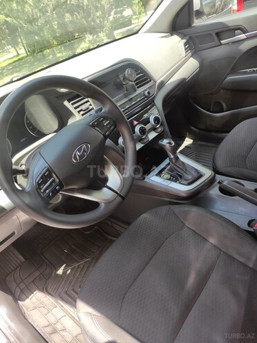 Hyundai Elantra 2019, 83,000 km - 2.0 l - Bakı