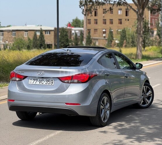 Hyundai Elantra 2015, 105,000 km - 1.8 л - Goranboy