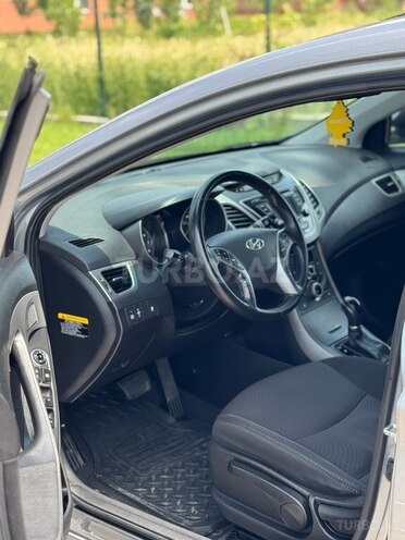 Hyundai Elantra 2015, 105,000 km - 1.8 л - Goranboy