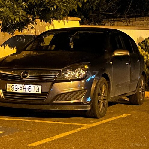 Opel Astra 2009, 260,000 km - 1.3 l - Naxçıvan