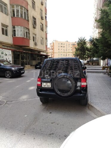 Mitsubishi Pajero io 2003, 318,000 km - 2.0 л - Bakı