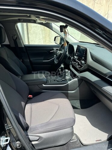 Toyota Highlander-10