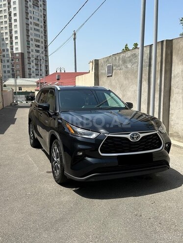 Toyota Highlander-2
