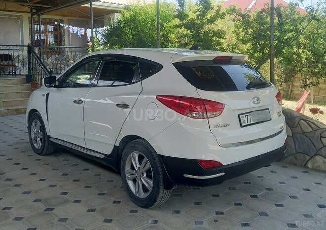 Hyundai ix35 2011, 178,925 km - 2.4 l - Bakı