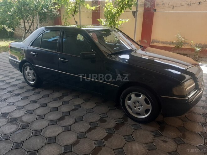 Mercedes C 180 1996, 453,621 km - 1.8 l - Biləsuvar