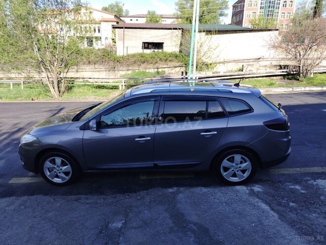 Renault Megane 2010, 331,000 km - 1.5 l - Şəki