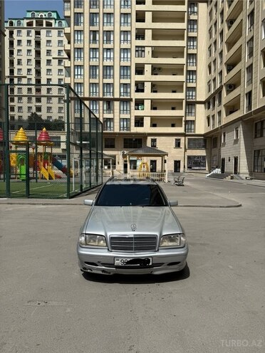 Mercedes C 220 d 2000, 211,112 km - 2.2 л - Bakı