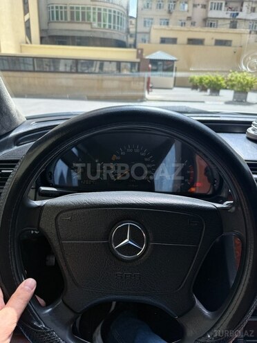 Mercedes C 220 d 2000, 211,112 km - 2.2 л - Bakı