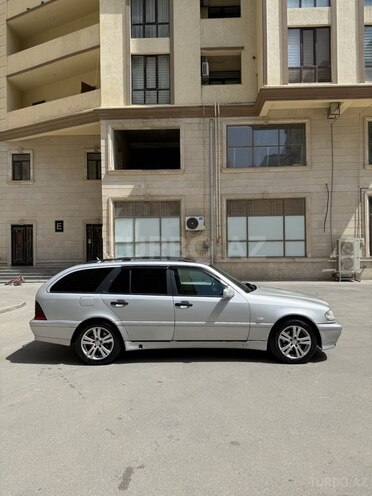 Mercedes C 220 d 2000, 211,112 km - 2.2 л - Bakı