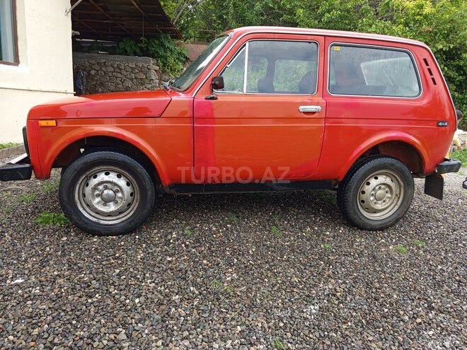 LADA (VAZ) Niva 1991, 165,000 km - 1.6 l - 