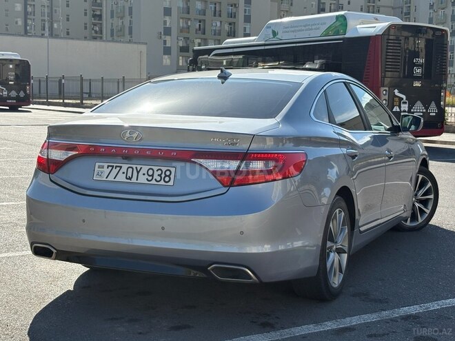 Hyundai Grandeur 2015, 178,000 km - 2.2 л - Bakı