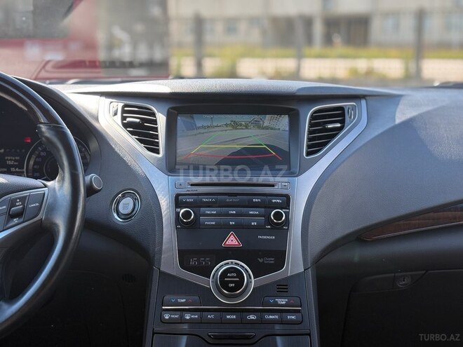 Hyundai Grandeur 2015, 178,000 km - 2.2 л - Bakı