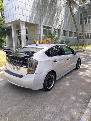Toyota Prius 2009, 320,000 km - 1.8 l - Bakı