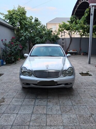 Mercedes C 240 2000, 330,120 km - 2.4 l - Xırdalan