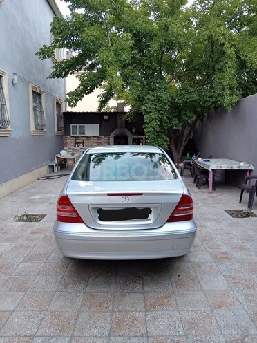 Mercedes C 240 2000, 330,120 km - 2.4 l - Xırdalan