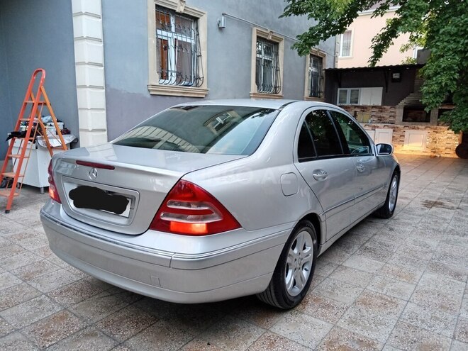 Mercedes C 240 2000, 330,120 km - 2.4 l - Xırdalan