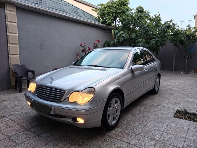 Mercedes C 240 2000, 330,120 km - 2.4 l - Xırdalan