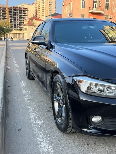 BMW 320 2015, 200,000 km - 2.0 l - Bakı