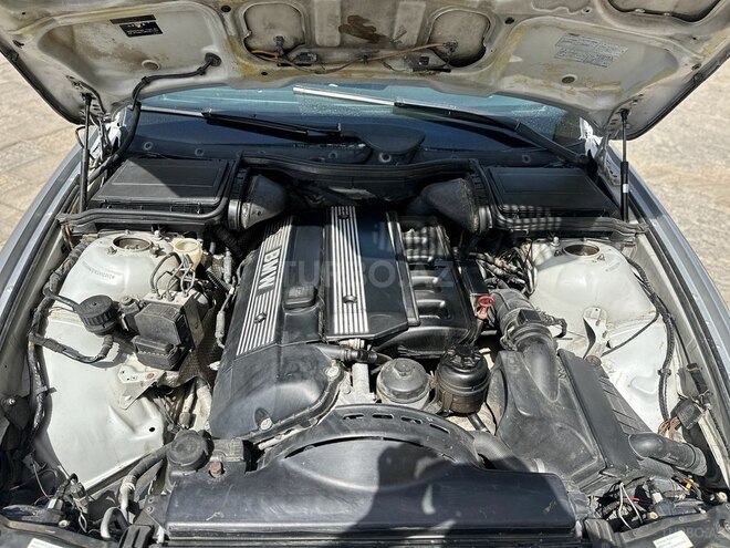 BMW 525 2000, 331,000 km - 2.5 l - Sumqayıt