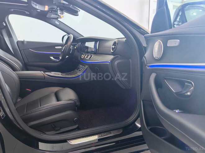 Mercedes E 300 e 2022, 28,000 km - 2.0 л - Bakı