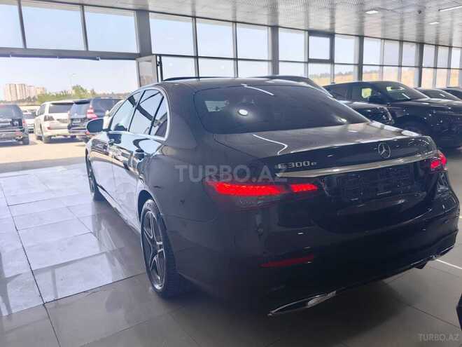 Mercedes E 300 e 2022, 28,000 km - 2.0 л - Bakı