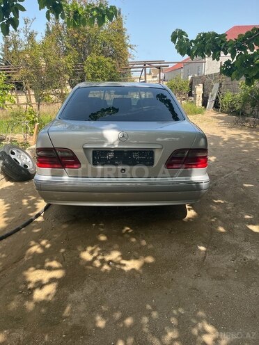 Mercedes E 220 d 2000, 450,000 km - 2.2 l - Bakı