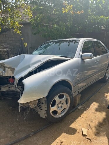 Mercedes E 220 d 2000, 450,000 km - 2.2 l - Bakı