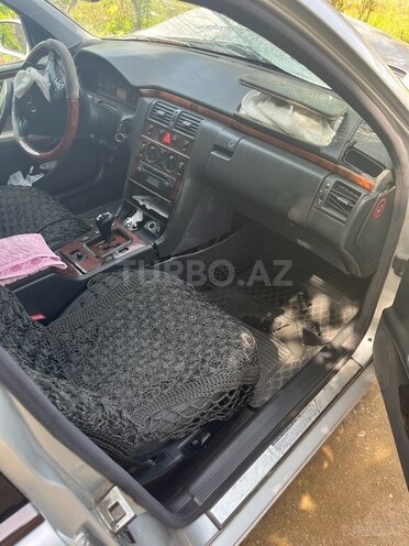 Mercedes E 220 d 2000, 450,000 km - 2.2 l - Bakı