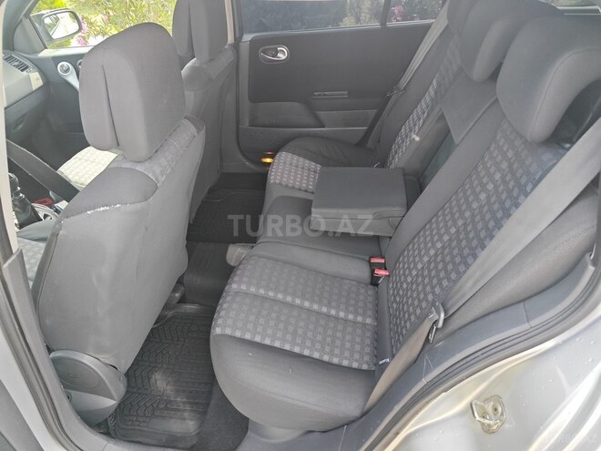 Renault Megane 2006, 308,000 km - 1.5 l - Naftalan
