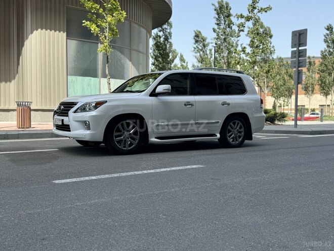 Lexus LX 570-3