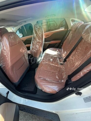 Changan Qiyuan A05 2025, 9,900 km - 1.5 л - Bakı
