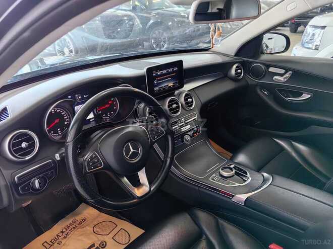 Mercedes C 300-16