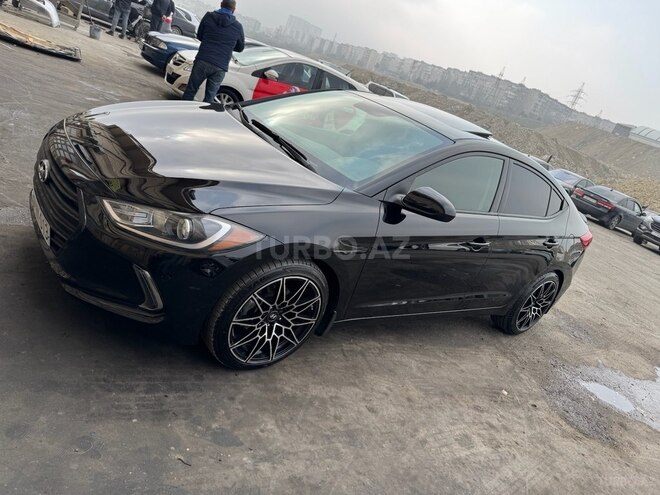Hyundai Elantra 2017, 183,000 km - 2.0 л - Bakı