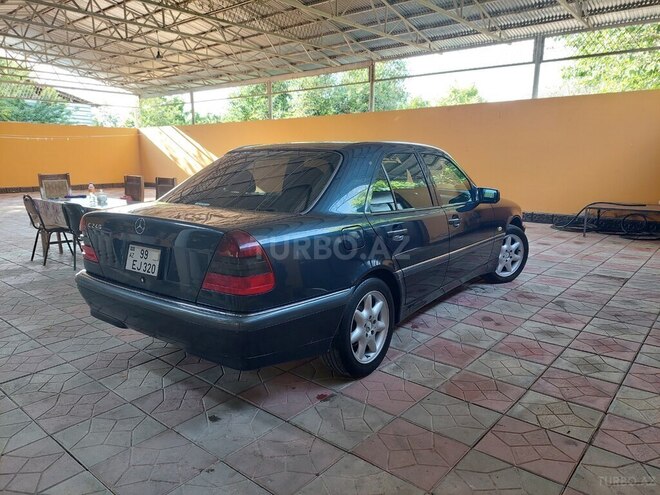Mercedes C 240-9