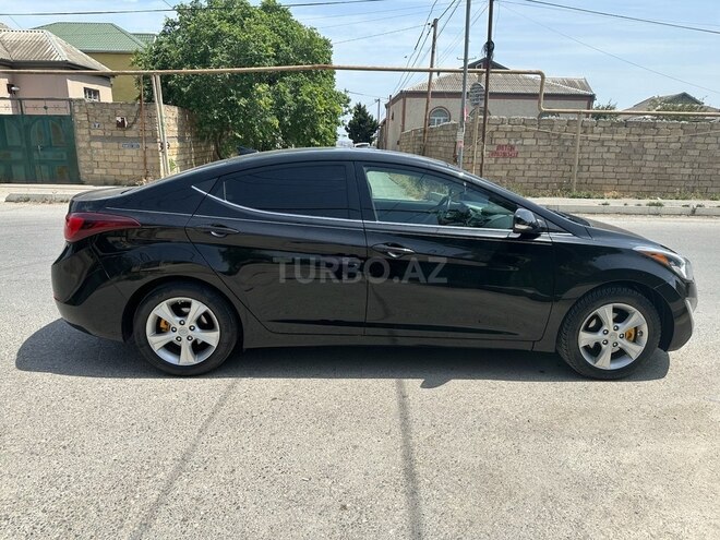 Hyundai Elantra 2015, 130,035 km - 1.8 l - Bakı