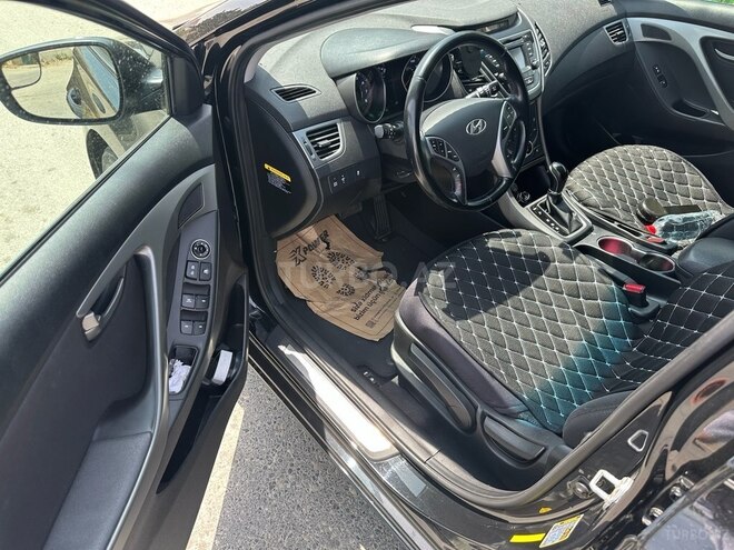 Hyundai Elantra 2015, 130,035 km - 1.8 l - Bakı