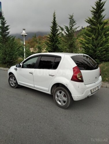 Renault Sandero 2012, 178,000 km - 1.6 л - Qəbələ