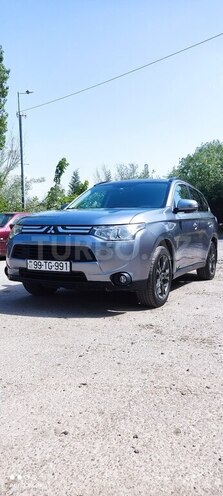Mitsubishi Outlander 2013, 211,000 km - 3.0 l - Sumqayıt