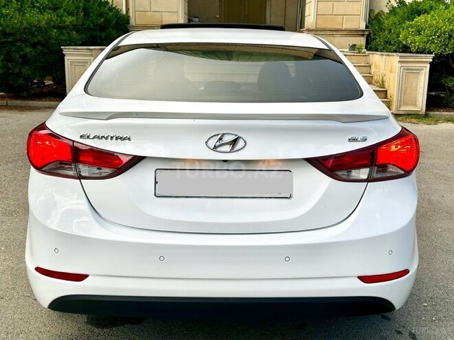 Hyundai Elantra 2015, 120,000 km - 1.8 l - Bakı