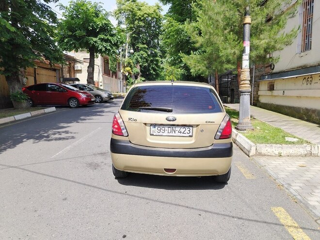 Kia Rio 2008, 350,000 km - 1.5 l - Zaqatala