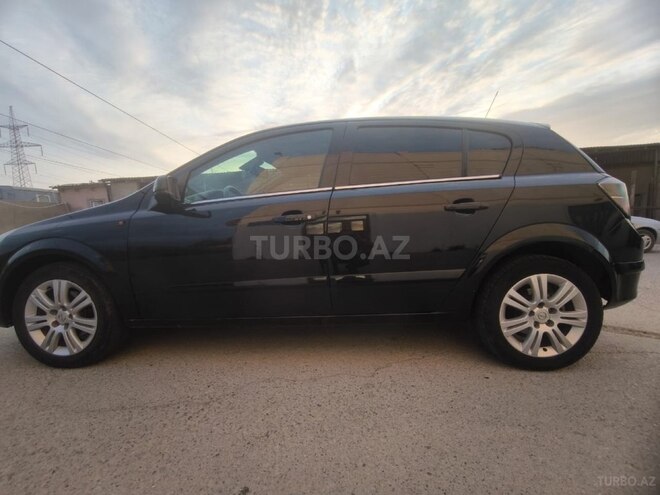 Opel Astra 2009, 180,000 km - 1.3 l - Bakı