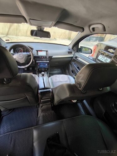 Opel Astra 2009, 180,000 km - 1.3 l - Bakı