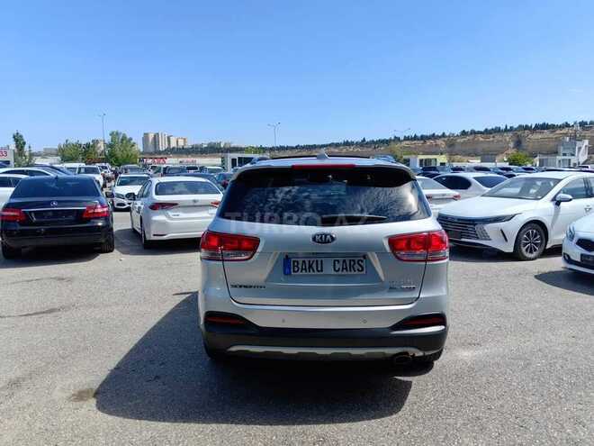 Kia Sorento-4