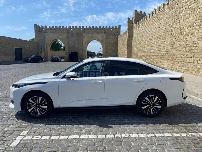 Changan Qiyuan A05 2025, 6,770 km - 1.5 l - Bakı